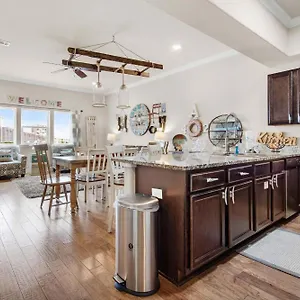 https://villa-alerio-a402.hotels-destin.com